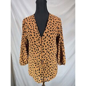 Womens Everly Cheeta Animal Print Blouse Thin And Flowy Large